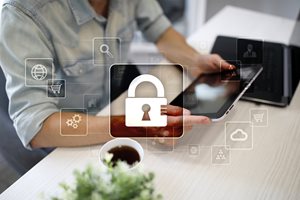 Nouvelle loi sur la protection des données: ses implications d'un point de vue juridique et technique ainsi qu'en termes de gouvernance